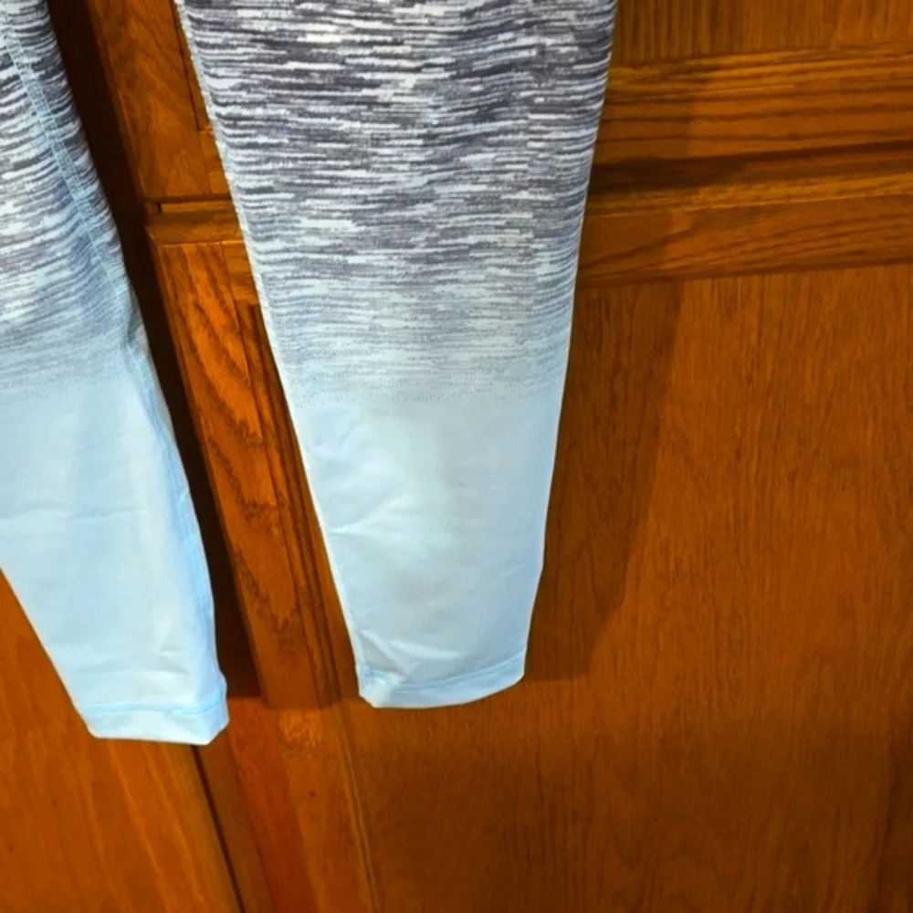 Zelos High Impact High Rise Athletic Leggings Gray & Green Size 2X - Picture 4 of 15